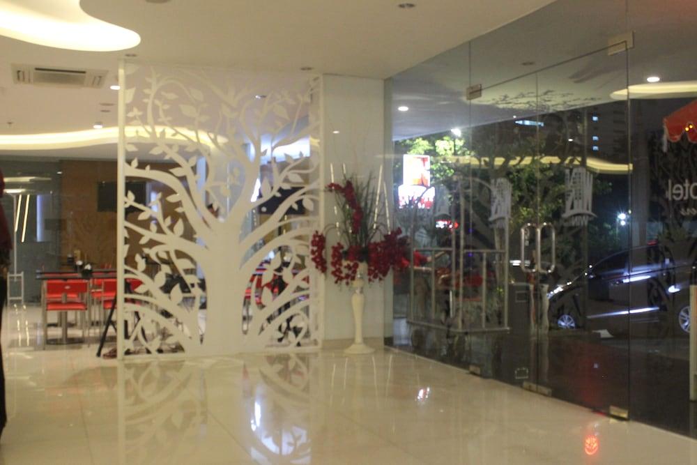 Hotel The Win 3*