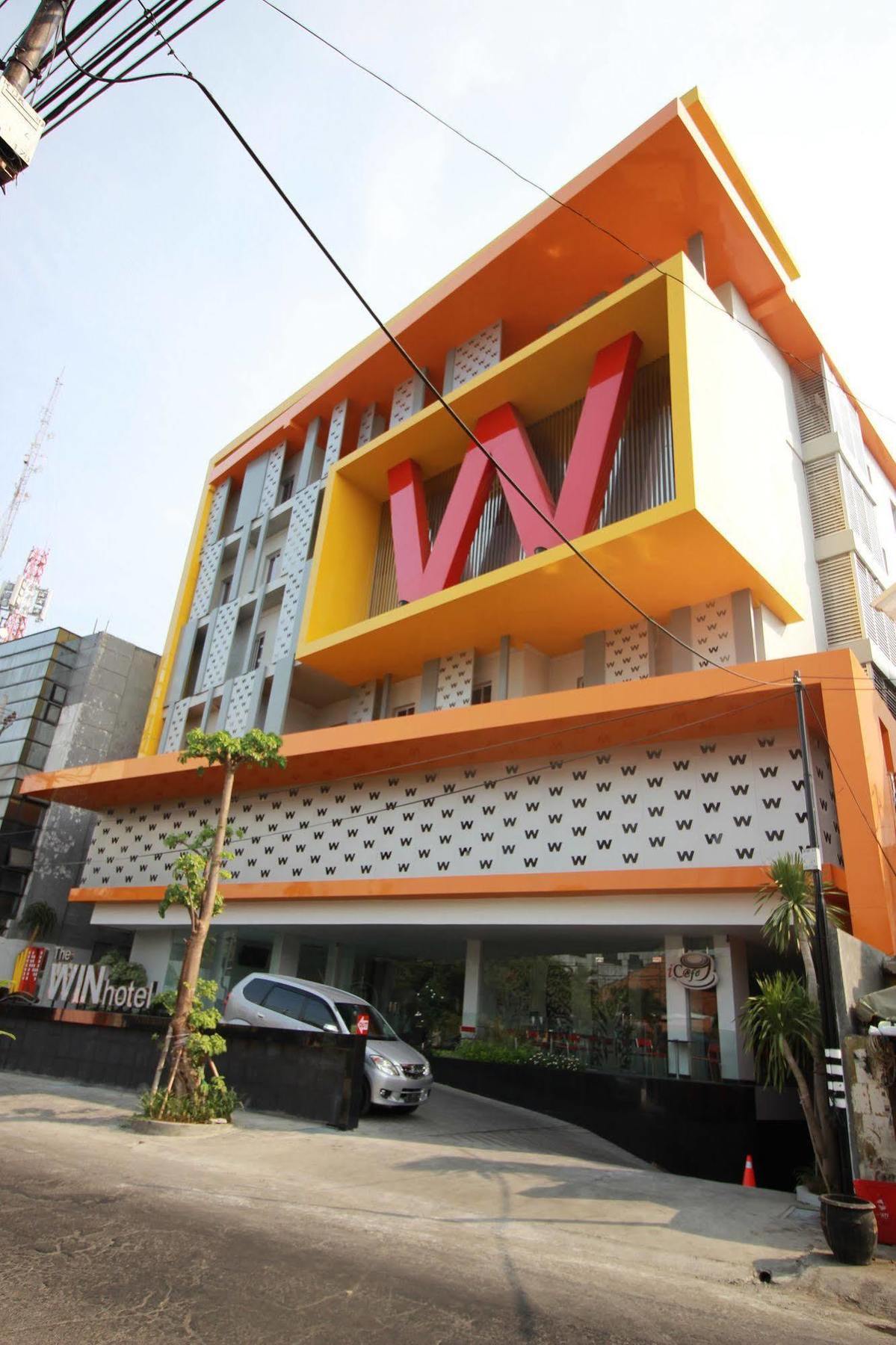 The Win Hotel Surabaya